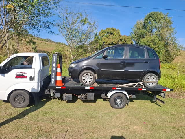 Hatch sobre a plataforma da Adsumus em transporte entre cidades da Região dos Lagos